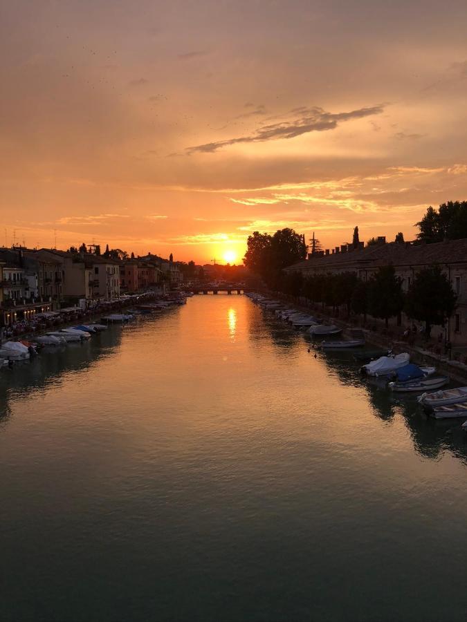 فندق Casa Porto Vecchio بسكييرا ديل غاردا المظهر الخارجي الصورة
