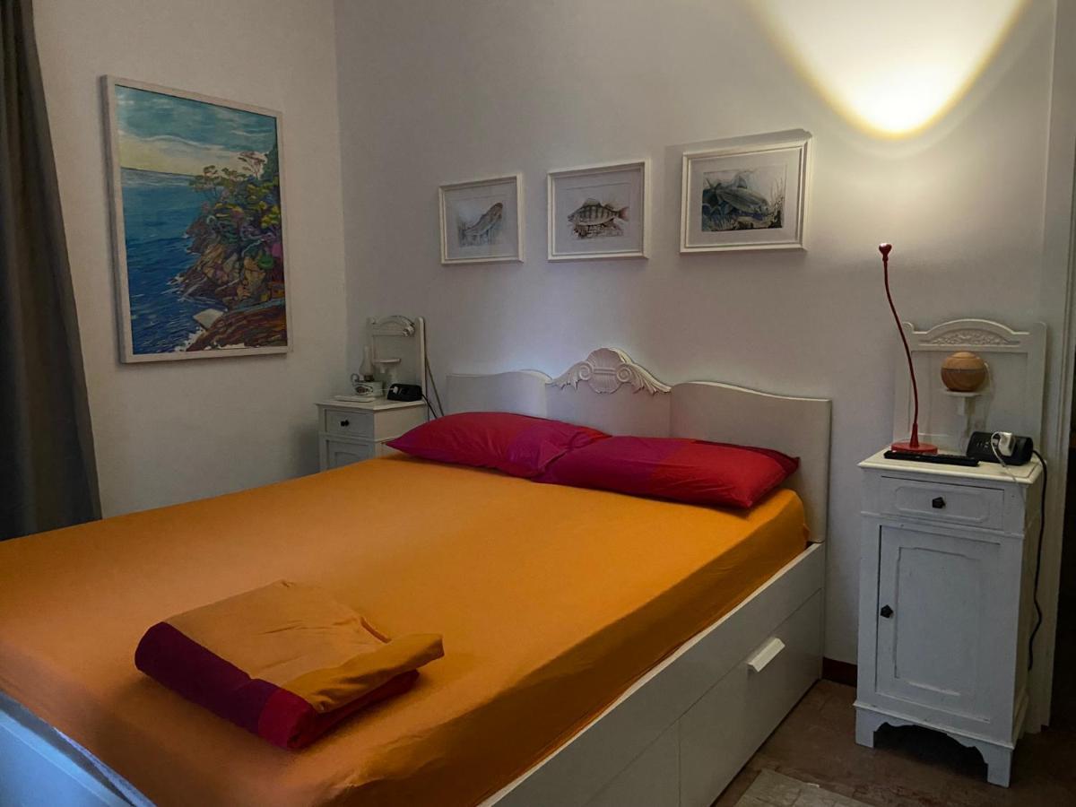 فندق Casa Porto Vecchio بسكييرا ديل غاردا المظهر الخارجي الصورة